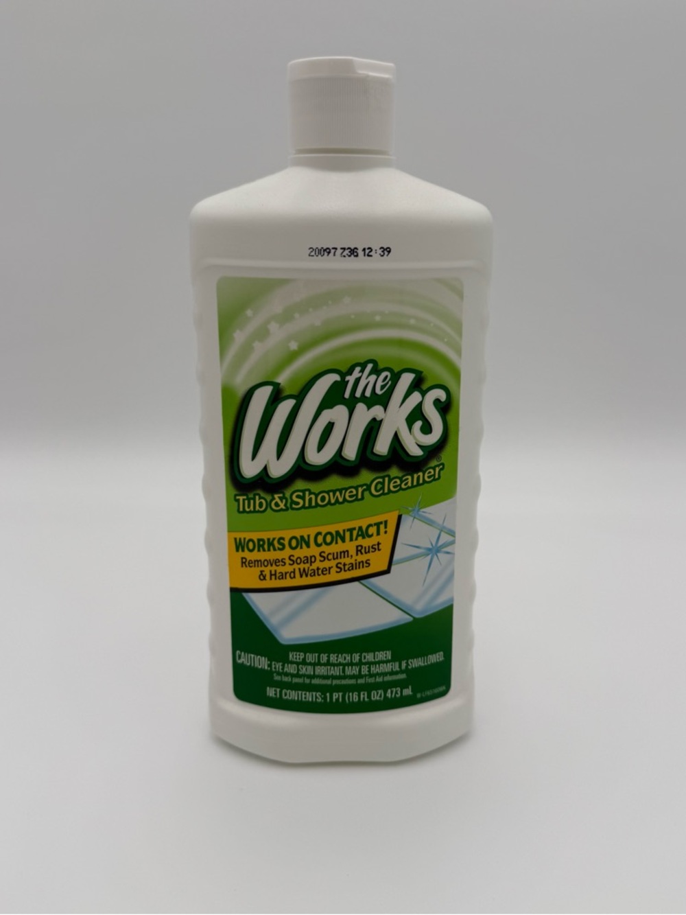 The Works Tub & Shower Cleaner 16 oz Hard Water Rust Soap Scum Discontinued HTF